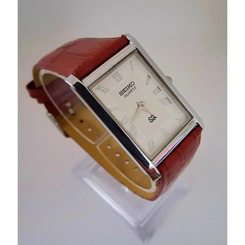 Men's Vintage Seiko Slim Leather Watch RARE